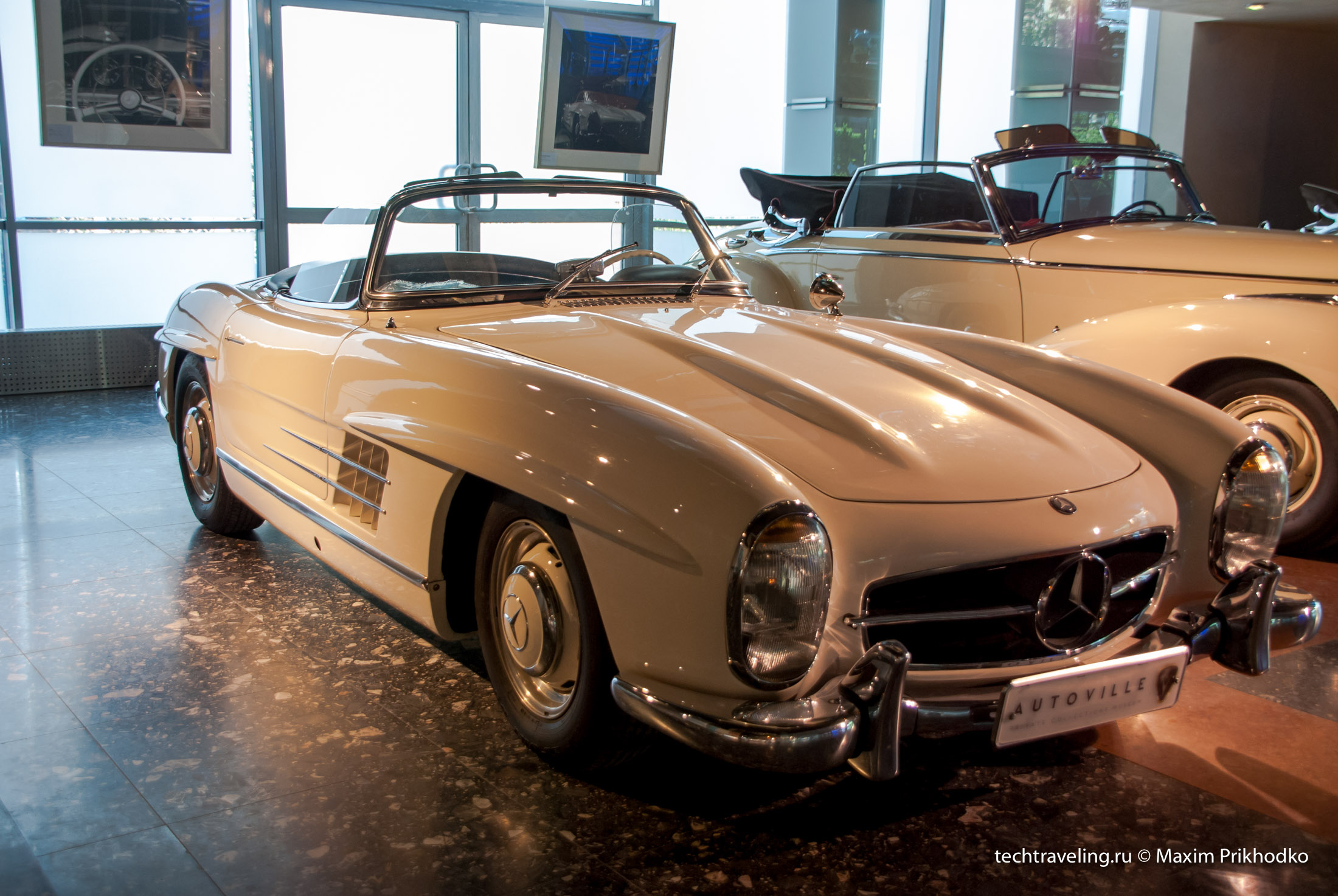 Mercedes-Benz 300SL Roadster