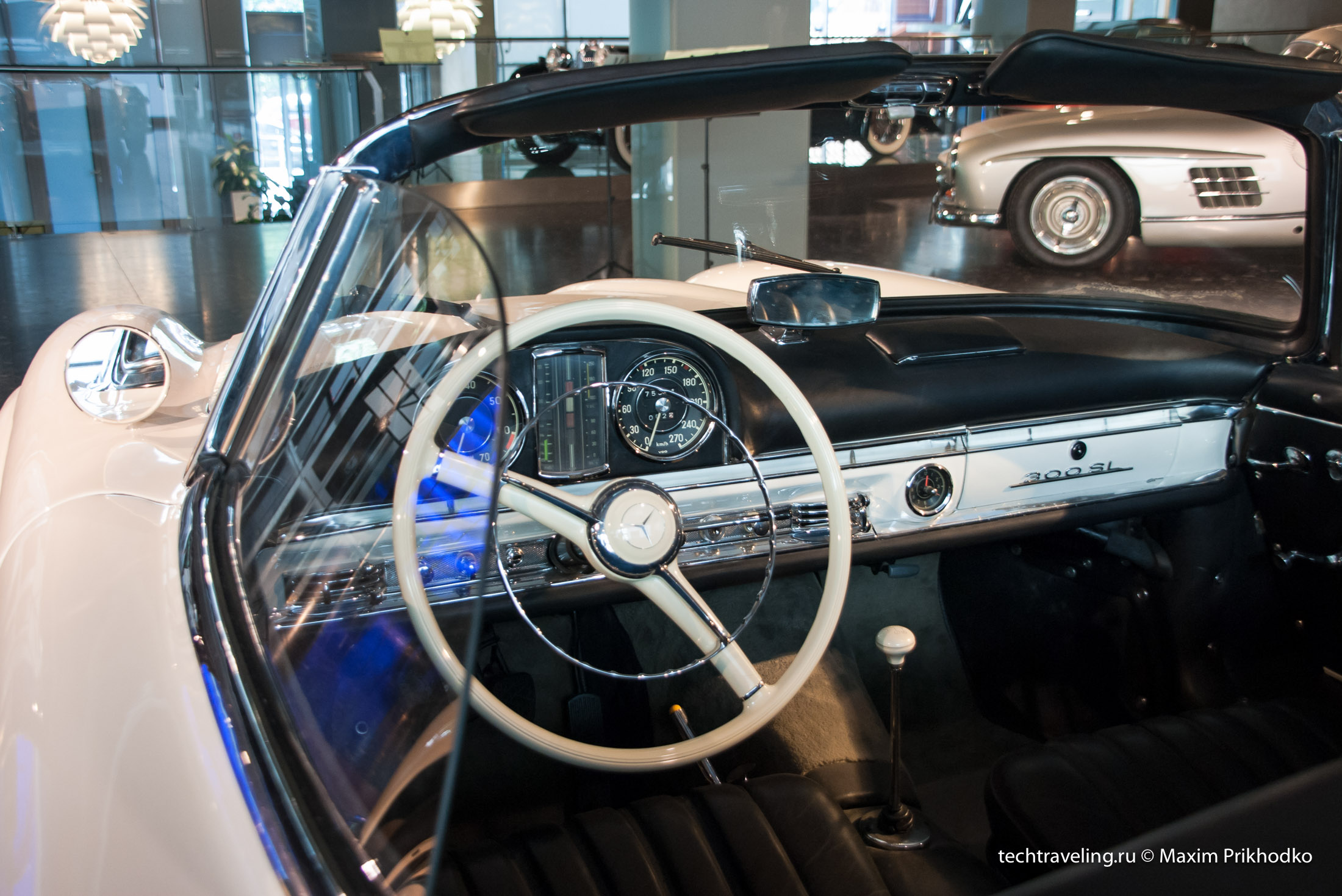 Mercedes-Benz 300SL Roadster