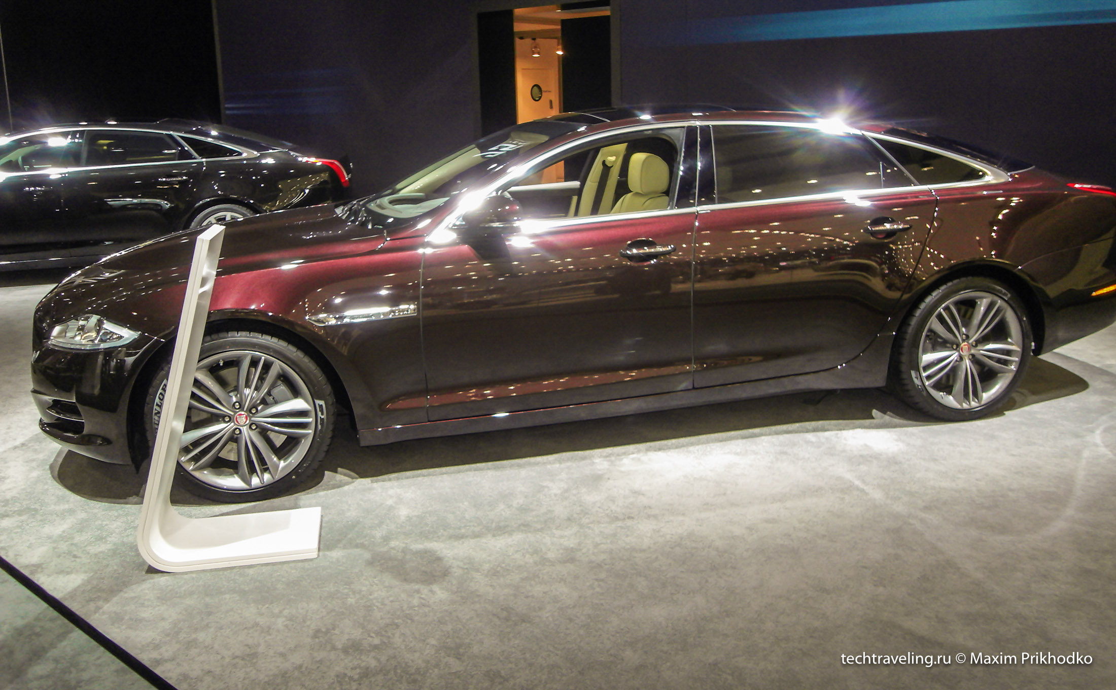 Jaguar XJ
