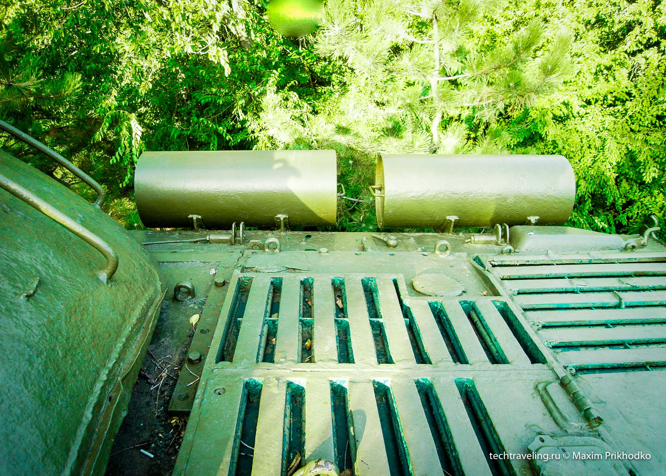 памятник танк ИС-3М в Таганроге памятник танк ИС-3М в Таганроге