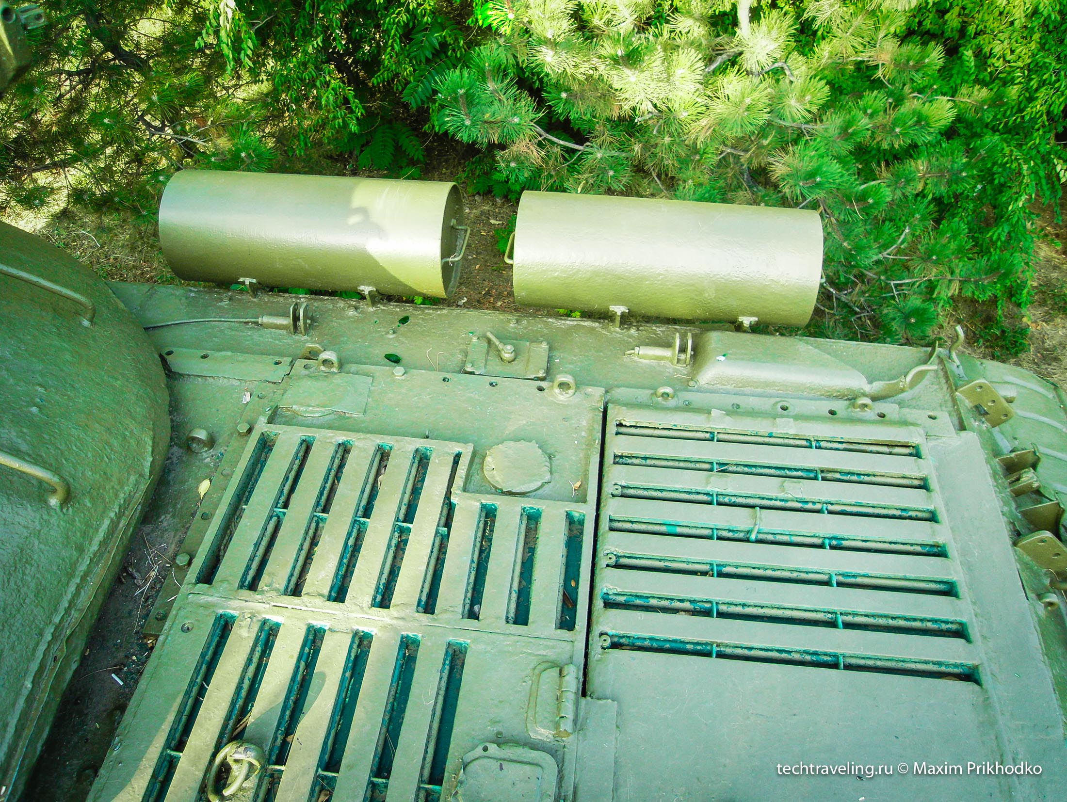 памятник танк ИС-3М в Таганроге памятник танк ИС-3М в Таганроге