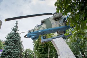 Памятник вертолет Ми-24 в&nbsp;Ростове-на-Дону